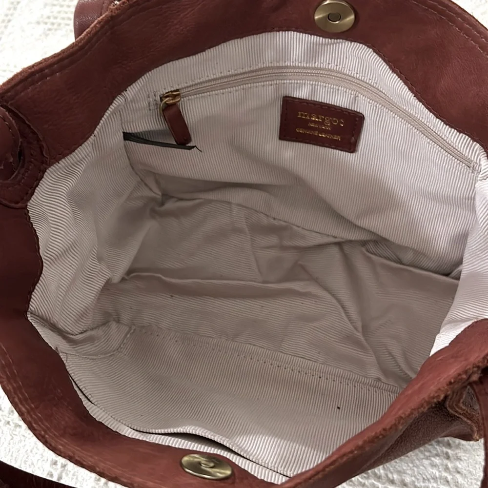 Margot Leather‎ Fiona Crossbody Tote. Brown leather - Picture 9 of 15